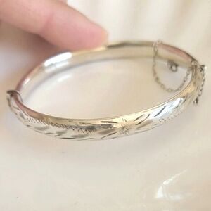 Vintage Sterling Silver Hand Engraved Hinged Bangle Bracelet BC Zinoff